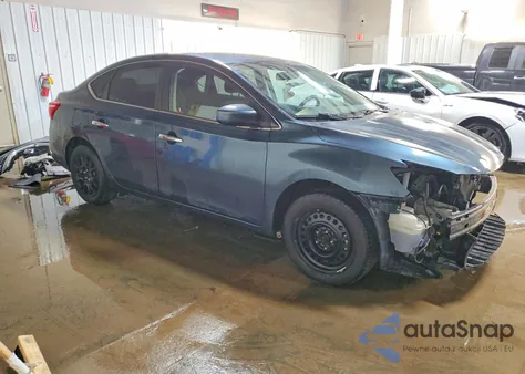 2016 Nissan Sentra S z USA, uszkodzony, nr VIN 3N1AB7AP2GL650029